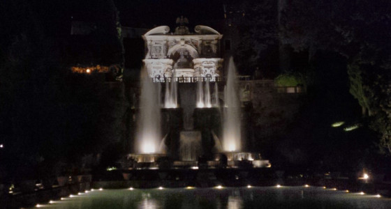 Villa d'Este by night